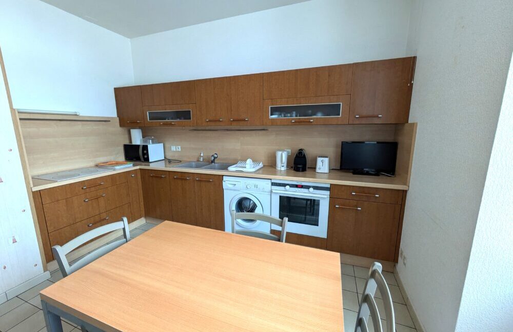 PXL_20250616_130658322.MP